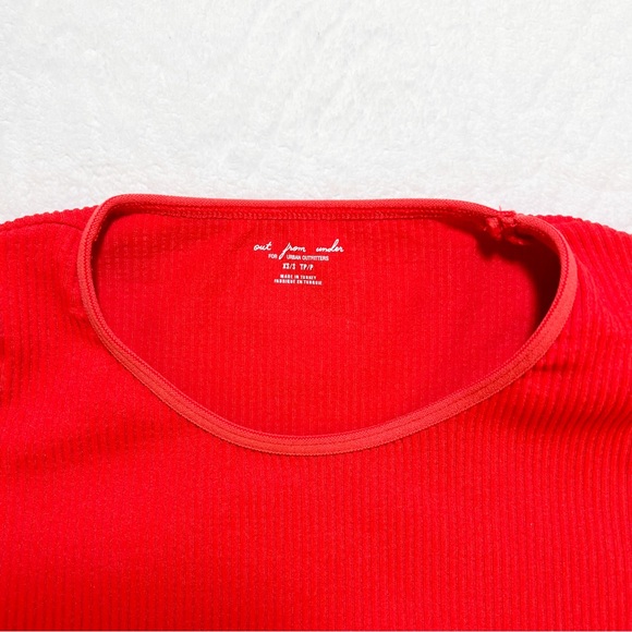 urban outfitters tee SOLD - Picture 3 of 3